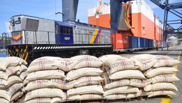 Fenoco gu&iacute;a el Tren del Caf&eacute; desde Chiriguan&aacute; hasta el Puerto de Santa Marta