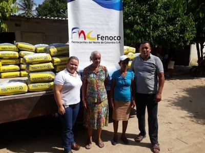 Fenoco entregó materiales para pavimentar vía en Fundación